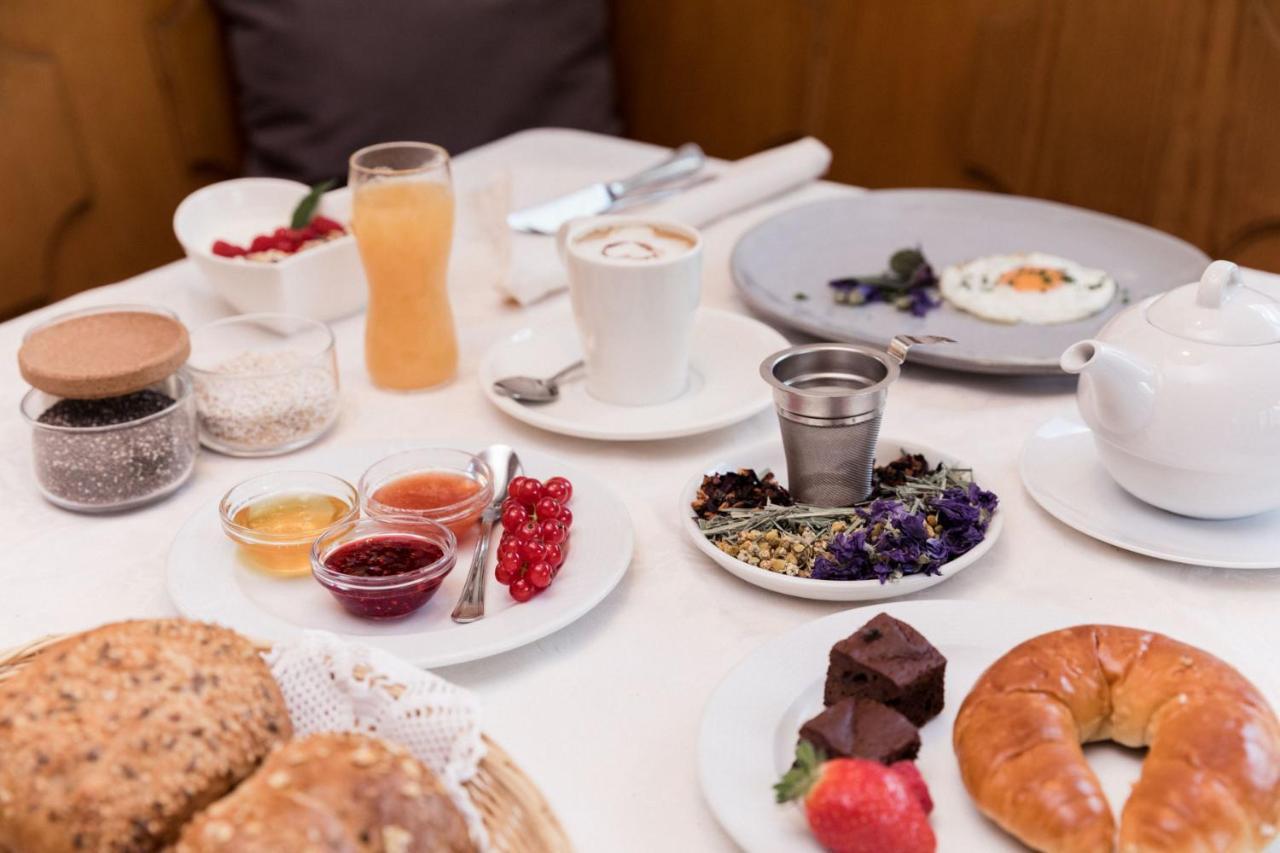Hotel Kreuz Пфундс Экстерьер фото